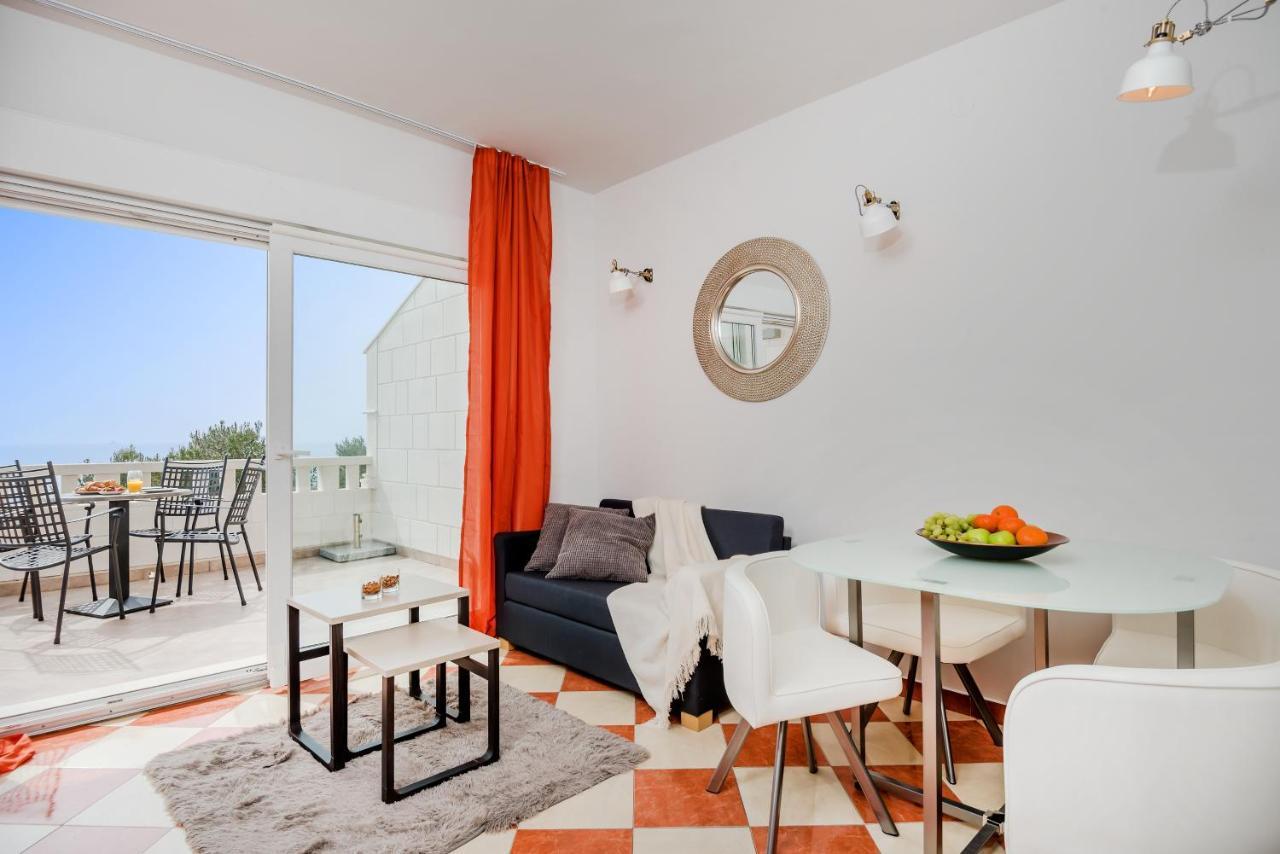 Apartments And Rooms With Parking Space Rogoznica - 10339 Экстерьер фото