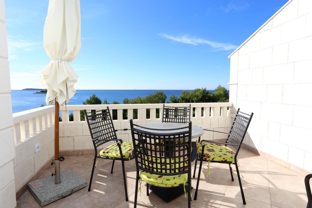 Apartments And Rooms With Parking Space Rogoznica - 10339 Экстерьер фото